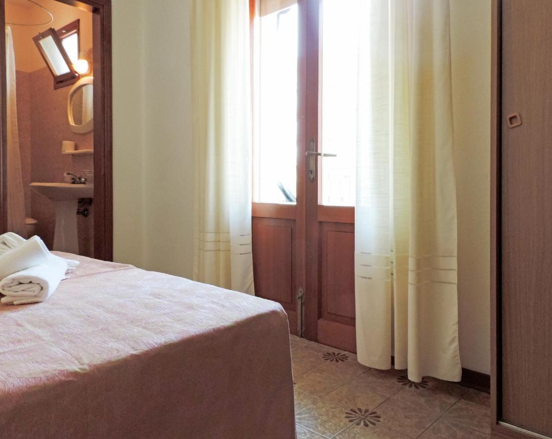 Hotel Saturno リド・ディ・イエゾロ エクステリア 写真