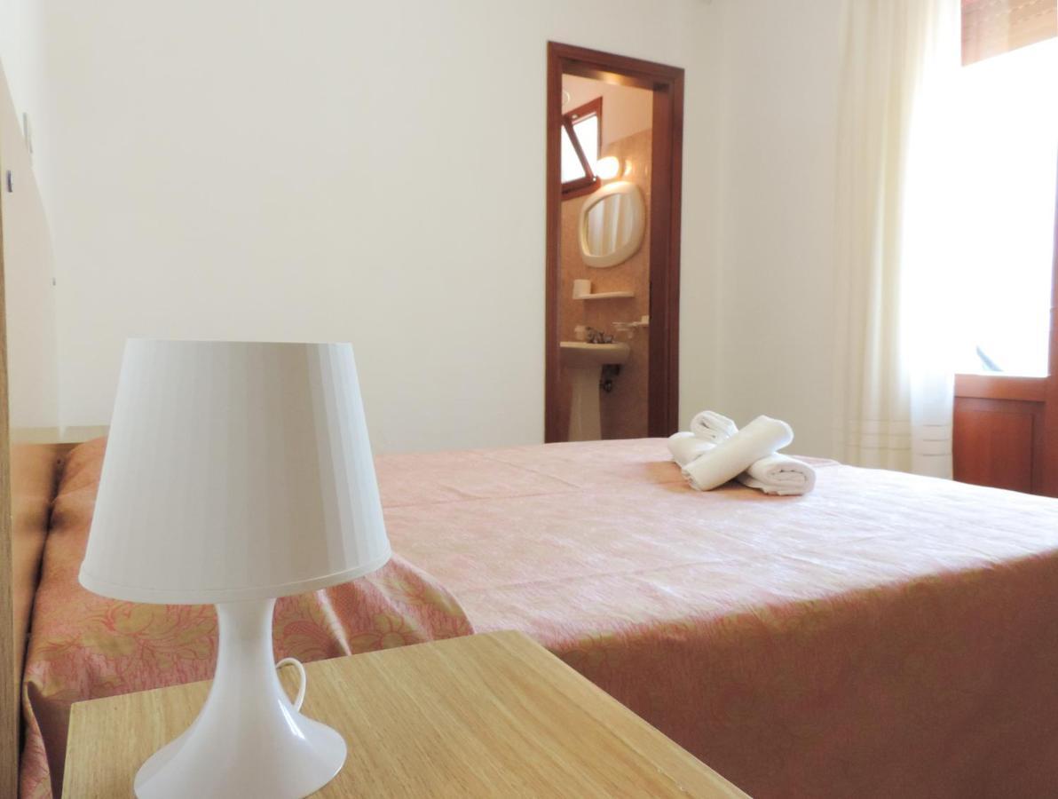Hotel Saturno リド・ディ・イエゾロ エクステリア 写真